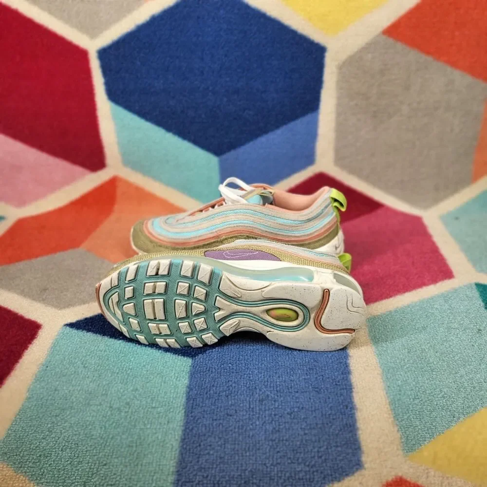Nike Air Max 97 SE GS 'Sun‎ Club' Copa Wheat Grass DQ4126-400 Kid’s Size 4.5Y